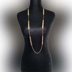 Elegant Gold Necklace for Women